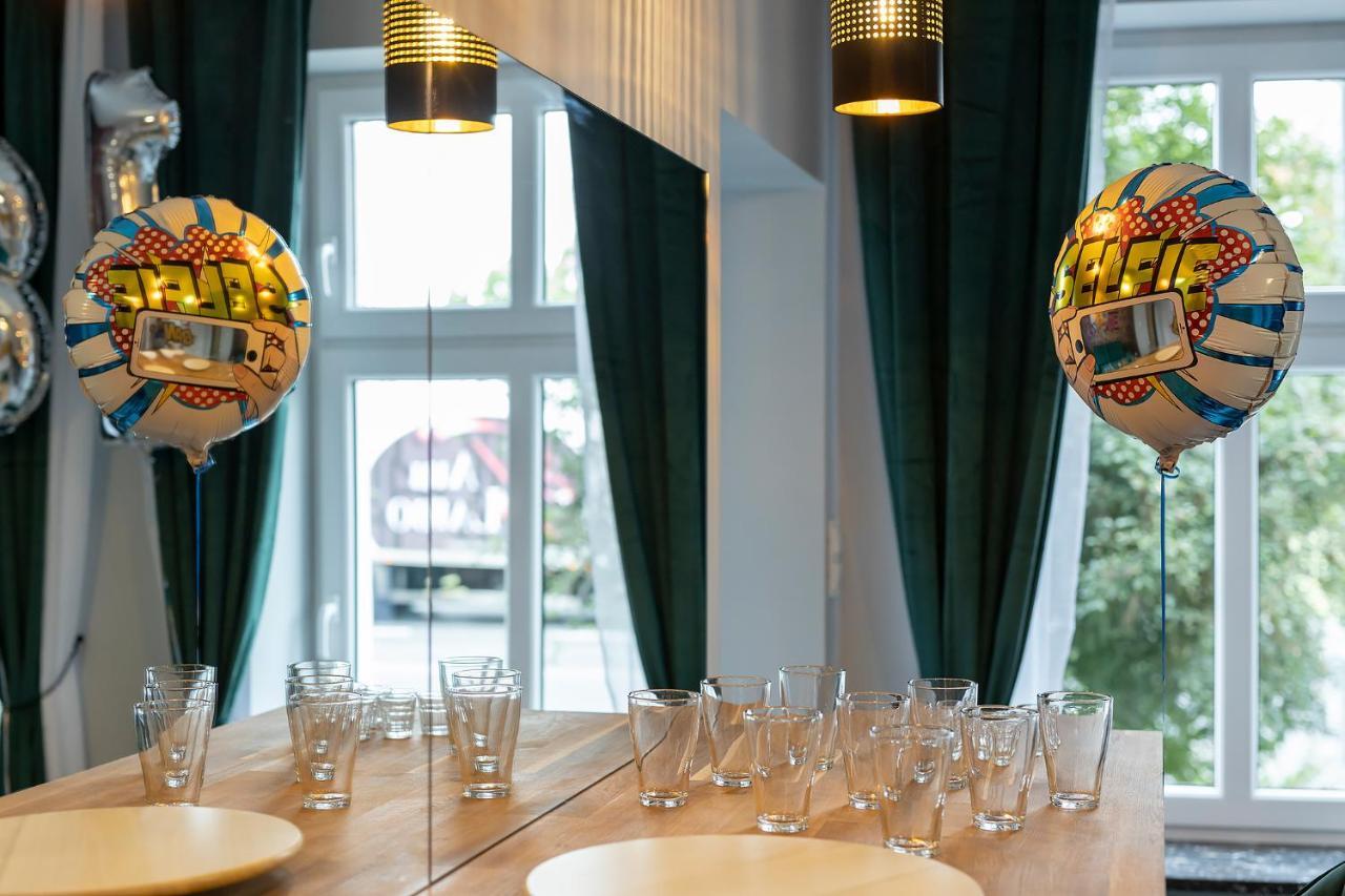 #Partyhouse Poznan Wildaアパートメント エクステリア 写真